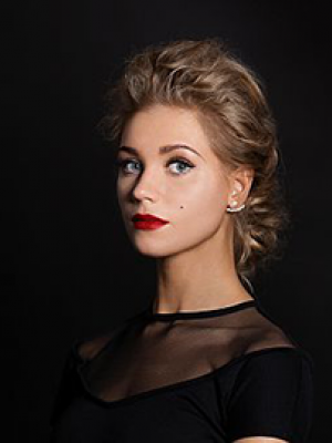 Кристина Асмус, актриса